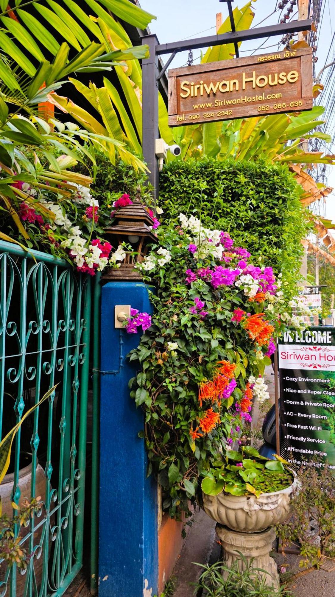 Siriwan Hostel Chiang Mai Eksteriør billede