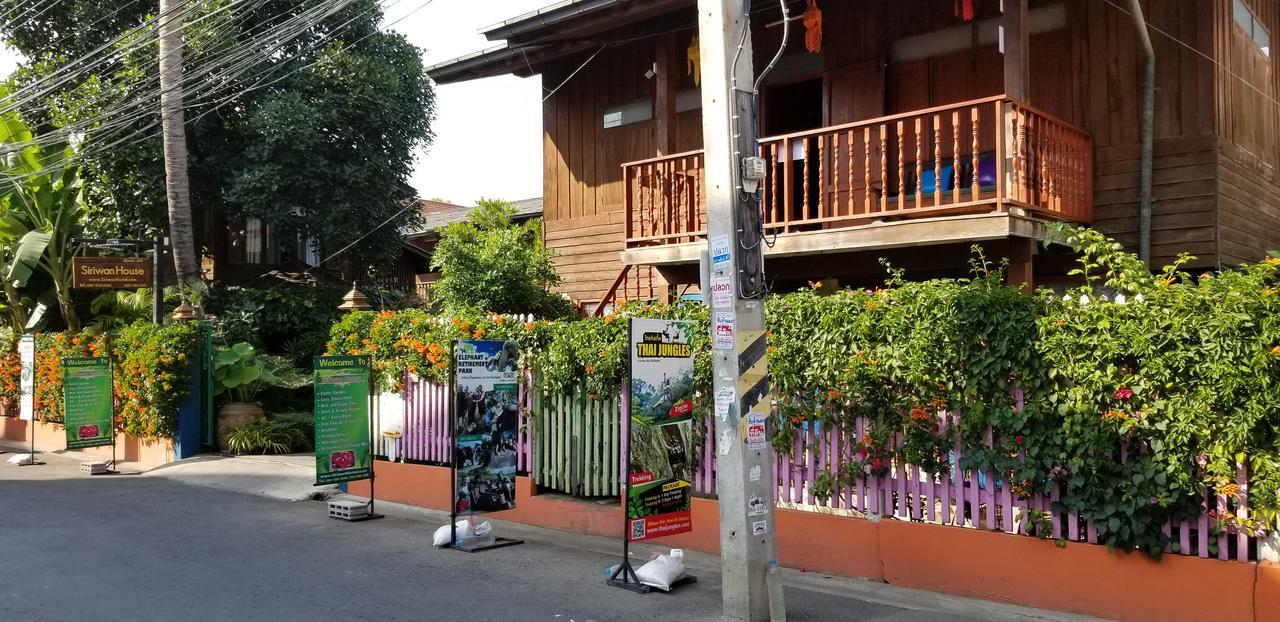 Siriwan Hostel Chiang Mai Eksteriør billede